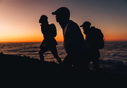 Sunset Hike & Danse