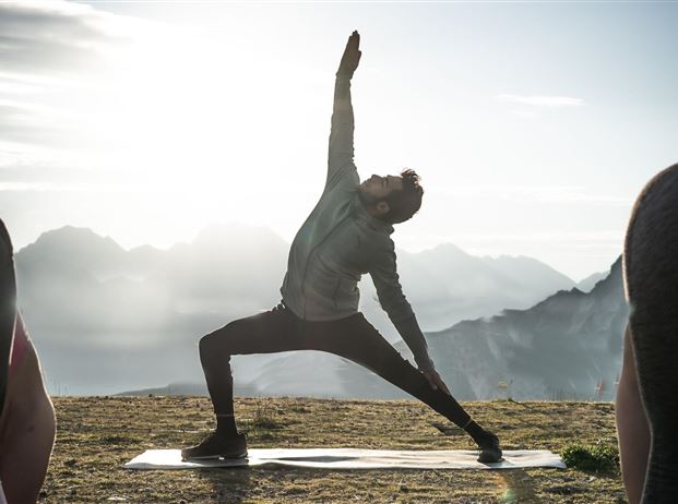 Marcel Clementi beim Sunrise Yoga 2020