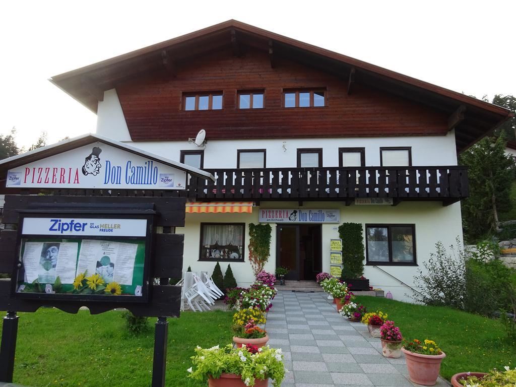 Don Camillo, Pizzeria