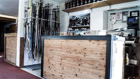 Edelweiss ski rental