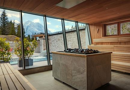 Alpenbad Leutasch im Frühling 5