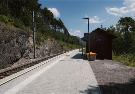 Bahnsteig LEithen