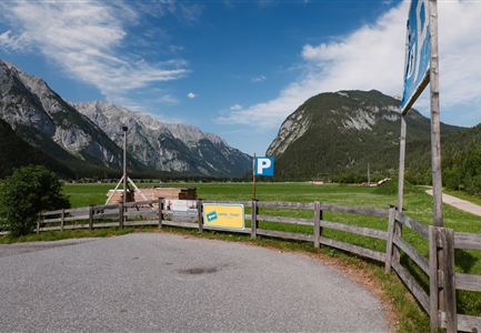 Parkplatz Gasse