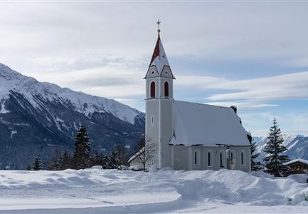 Pfarrkirche Mösern im Winter