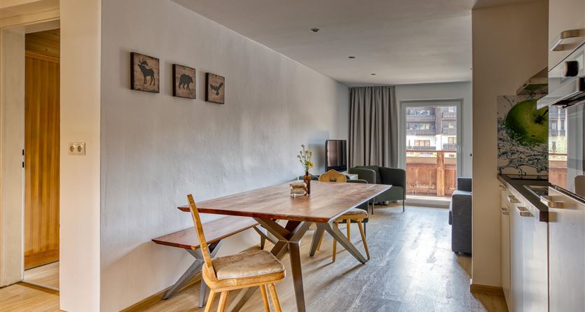 Apartment with 2 bedrooms and balcony
