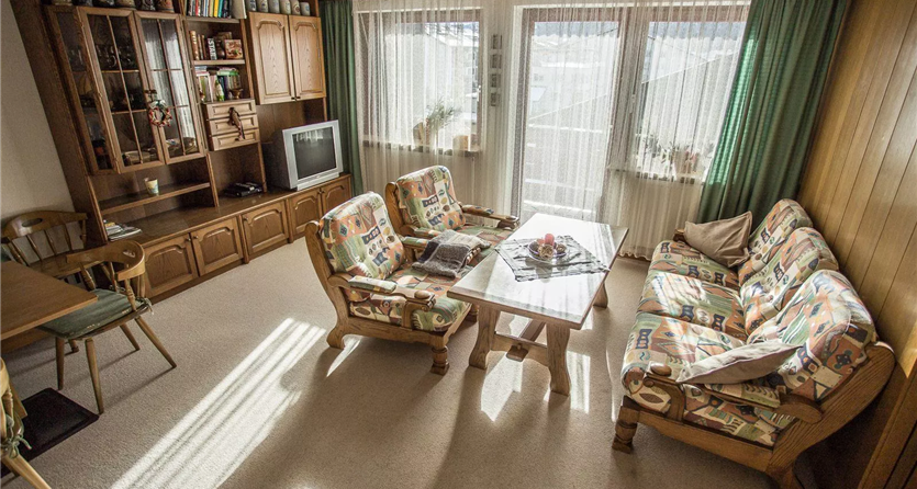 App. Lucilla Wohnzimmer mit Essbereich