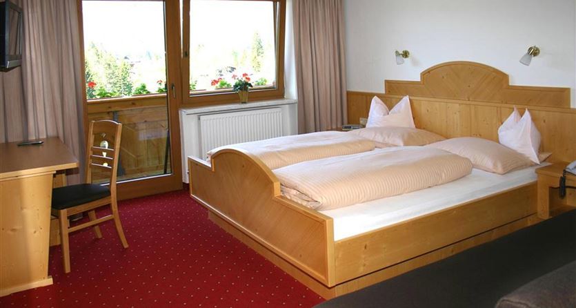 Hohe Munde-double room with shower or bath
