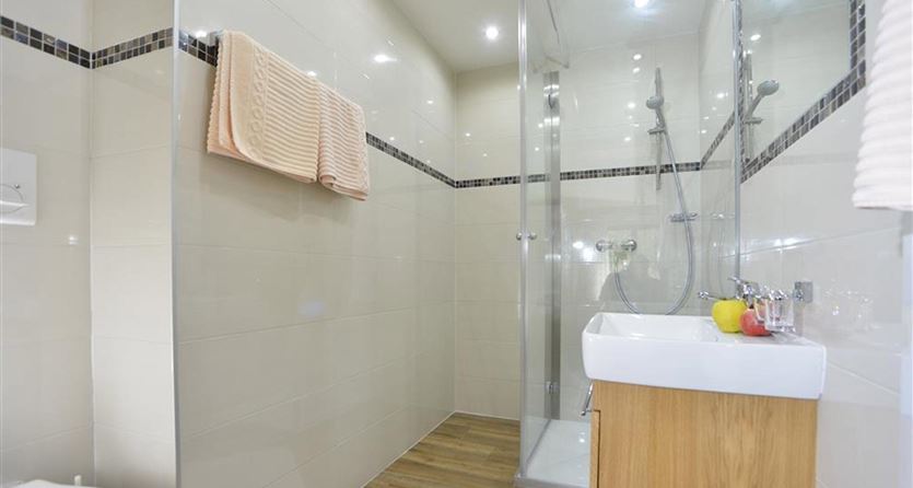 Doppelzimmer mit Dusche, WC