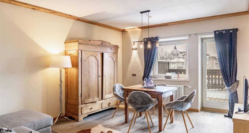Ferienwohnung '6 - Standard Suite' mit Bergblick