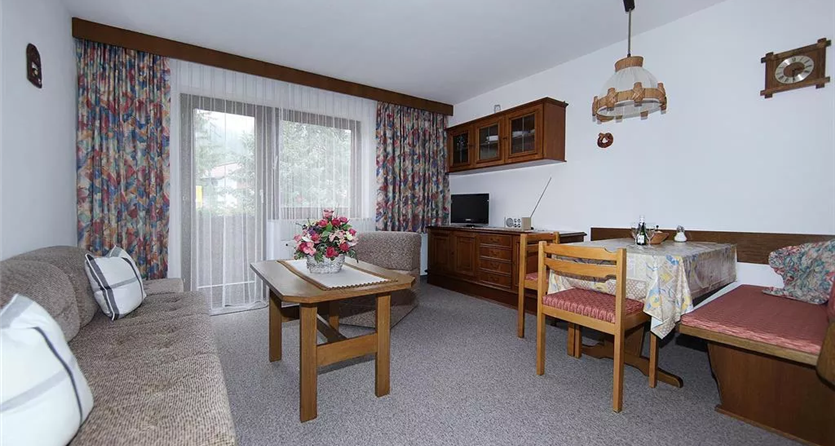 Apartment 2 /1 Schlafraum/Dusche, WC