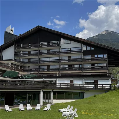 Appartementhaus Birkenwald: Garten und Indoorpool