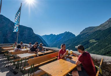 Rest at the Karwendelhaus