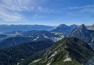 View from the Arnplattenspitze