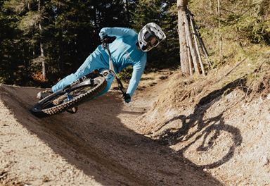 Mountain bikers on the Dirty Dancer Trail