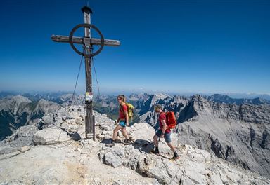 Summit cross on the Birkkarspitze
