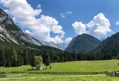 Blick zur Möslalm bei Scharnitz