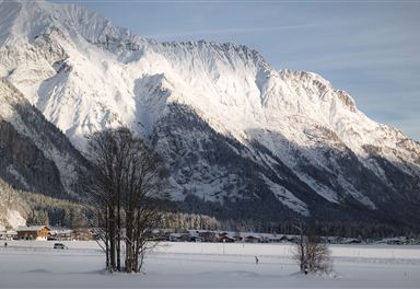 Cross-country ski trail in the Leutaschtal valley