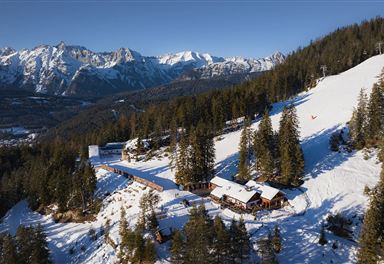 Reitherjoch Alm in winter