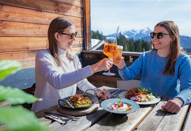Stop for refreshments at the Hämmermoosalm