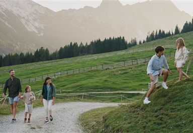 Familienwanderung im Gaistal