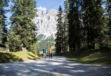 Gaistal, Wetterstein, zwischen Ehrwald und Leutasch, Adlerweg, Etappe 16_Tirol Werbung_Gigler Dominik_Ehrwald.jpg