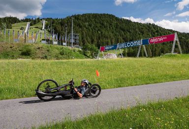 Handbikers on the scooter track