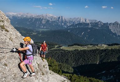 Klettern am Thyrsus-Klettersteig