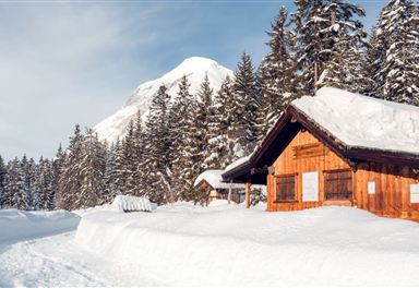 Winter hiking trail in Leutasch