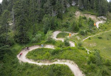 Mountain bikers on the Dirty Dancer Trail