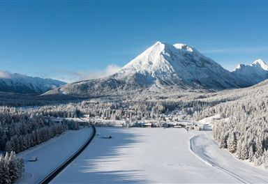 Wintry Leutaschtal with Hohe Munde