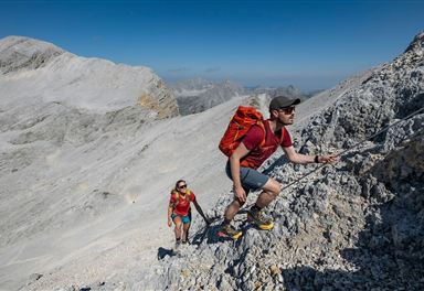 Ascent to the south ridge of the Breitgrieskarspitze