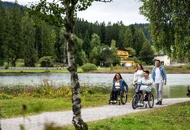 Barrierefreie Wanderung am Wildsee