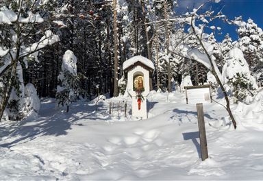Wayside shrine on the Kulturwanderweg Reith