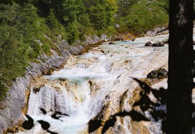 Wasserfall am Karwendelsteg