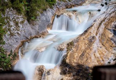 Wasserfall am Karwendelsteg