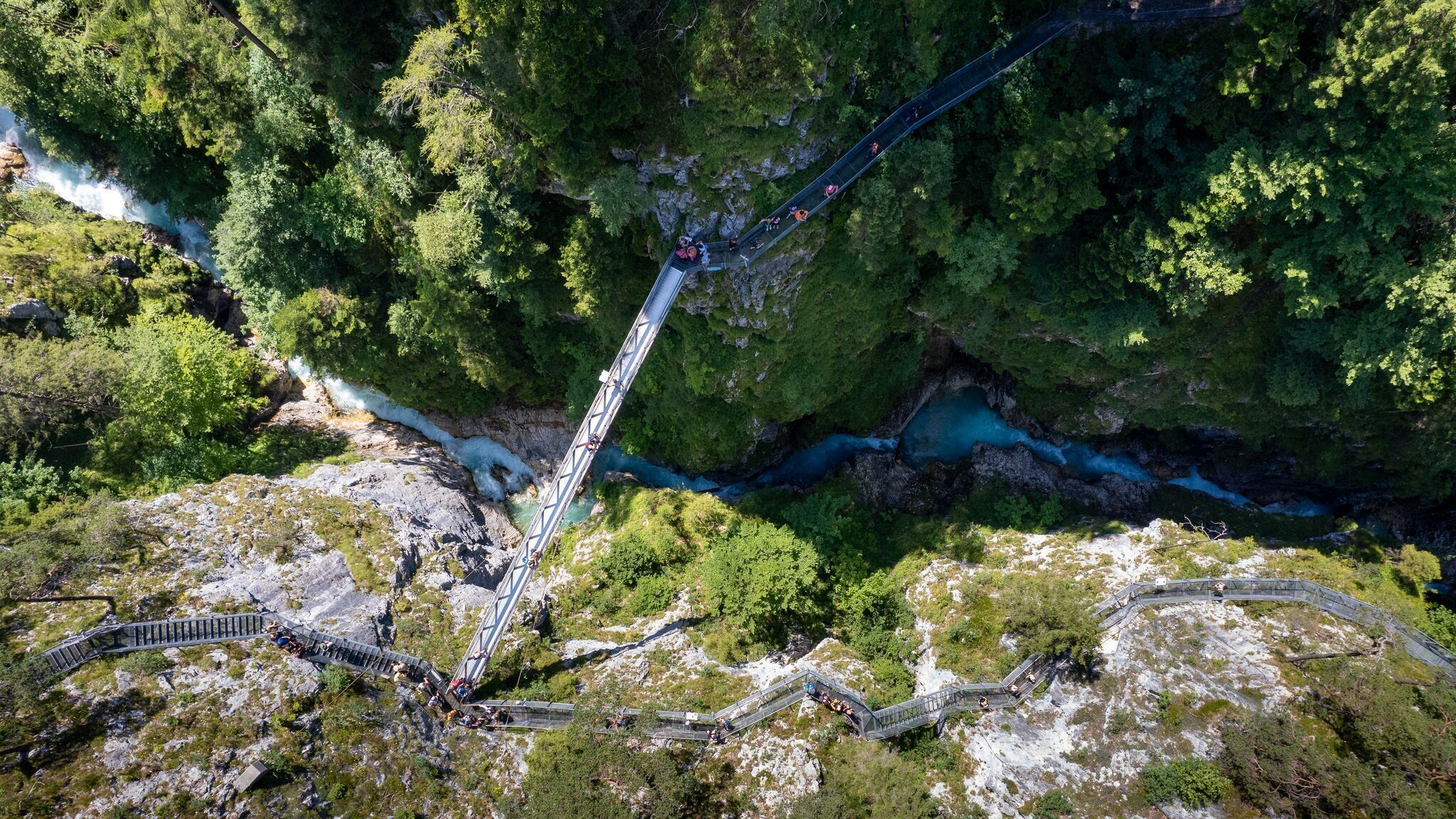 Große Klammrunde durch die Leutascher Geisterklamm mit Themenweg
