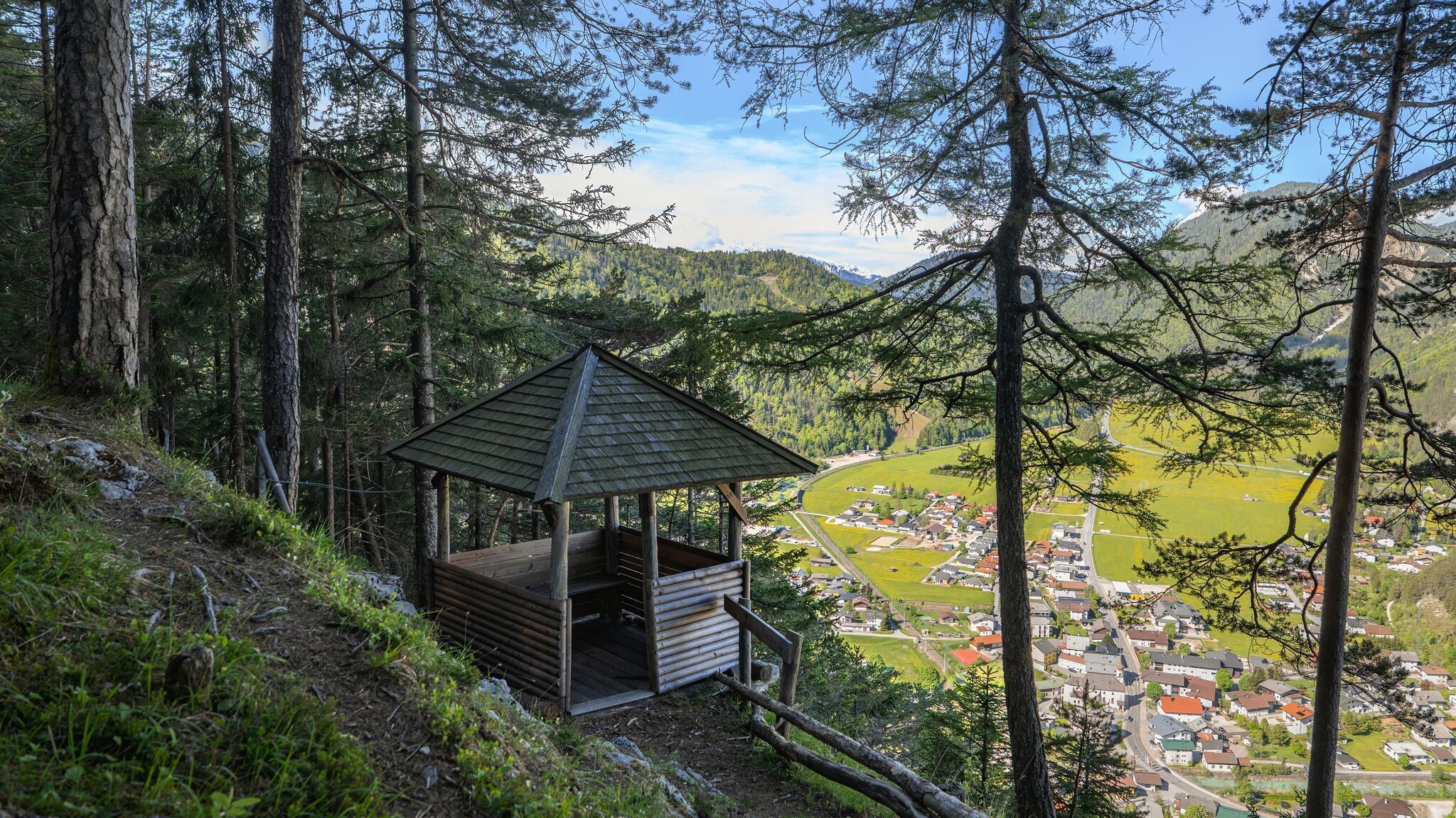 Wanderung zum Aussichtspunkt Adlerkanzel