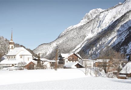 Blick auf Scharnitz im Winter