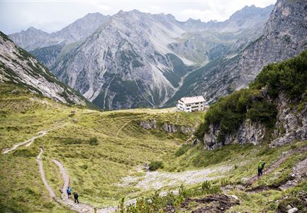 Lechtaler Alpen-Zams, Steinseehütte, von Hanauerhütte bis Württemberger Haus, Adlerweg, Etappe 20_Tirol Werbung_Gigler Dominik_Zams (1).jpg
