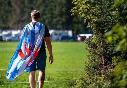 Teilnehmer vom Einhornmarsch kurz vor Kirchplatzl (1).jpg