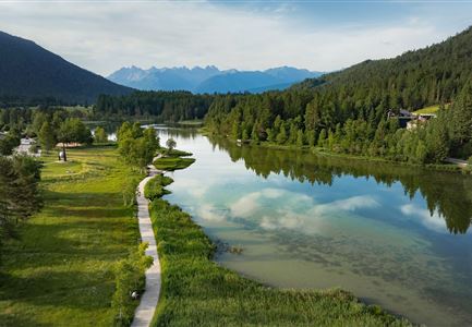 wildsee_im_sommer_drohnenaufnahme_bei_morgenstimmung_275882015.jpg